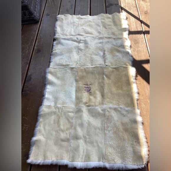 VTG Winnipeg Fur White Black Panda Small Accent Decor Rug - Picture 3 of 5